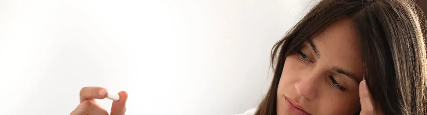 Mifepristone: ব্যবহার, ডোজ, পার্শ্ব প্রতিক্রিয়া এবং আরও অনেক কিছু